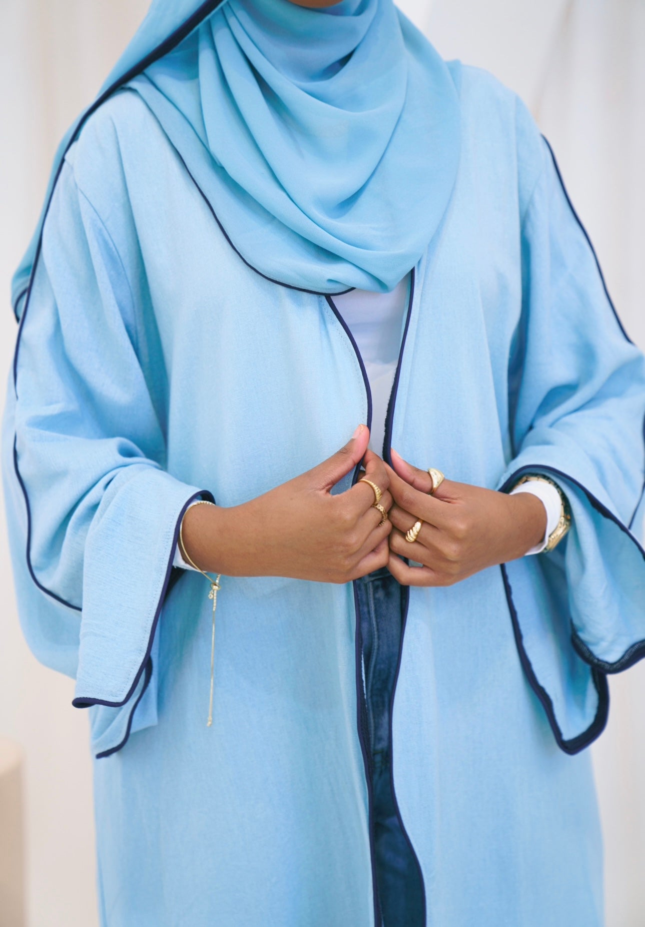 WAVES ABAYA